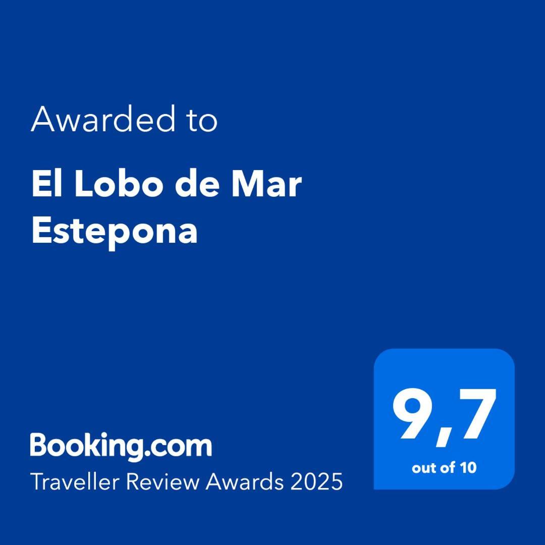 El Lobo De Mar Estepona Bagian luar foto